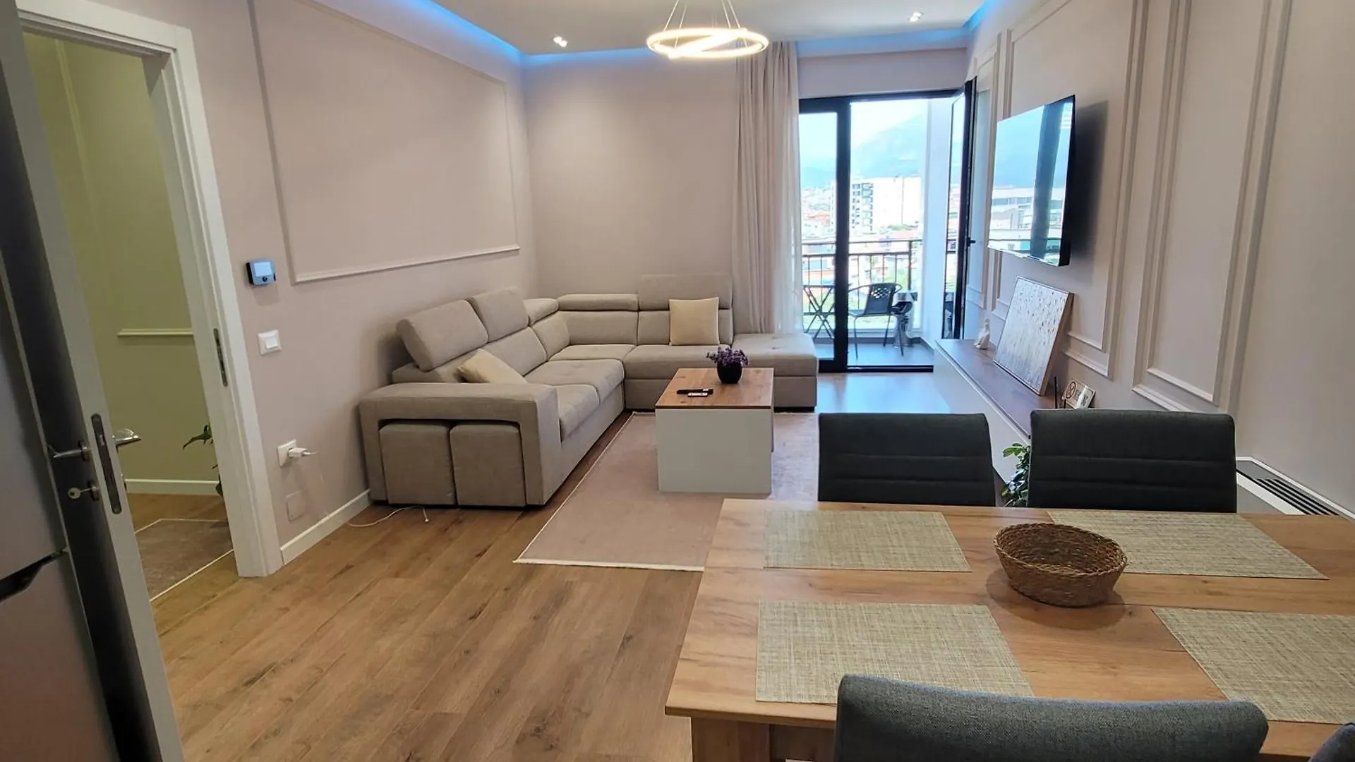 Central Comfort Apartment Tirana