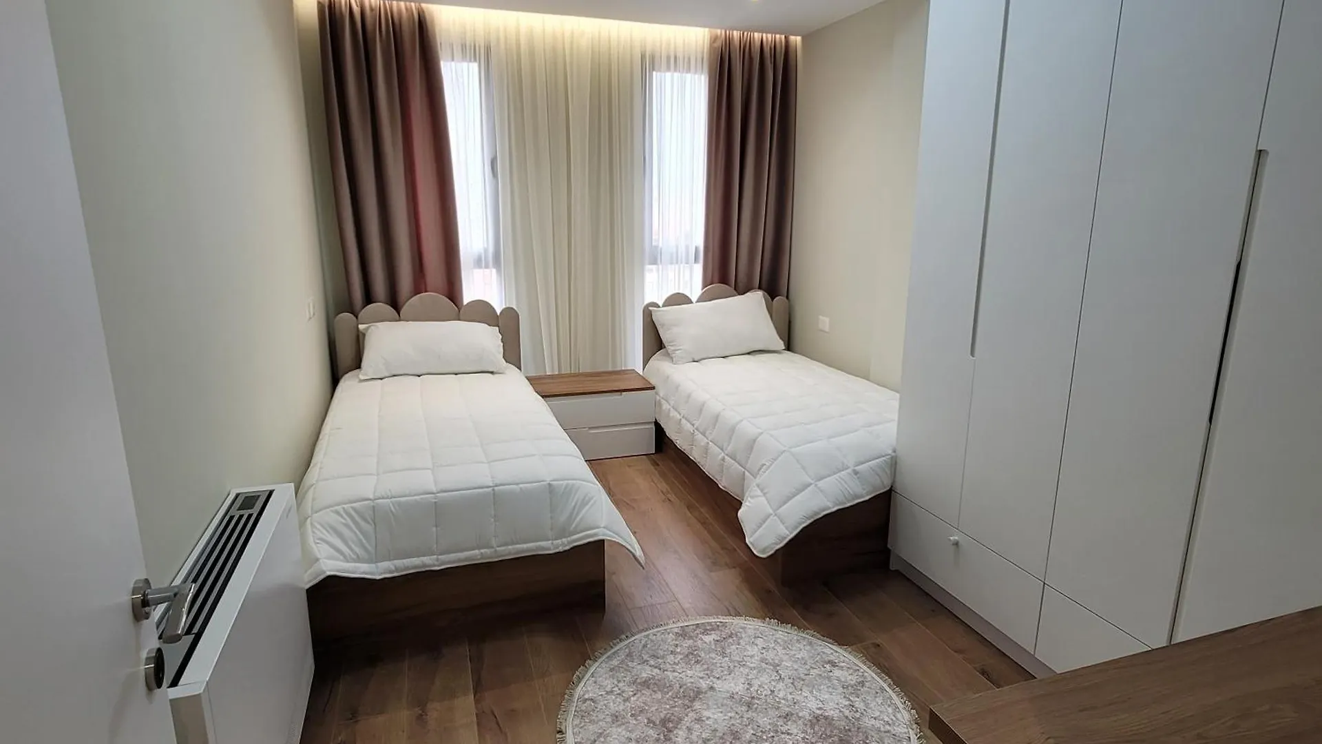 Central Comfort Apartment تيرانا