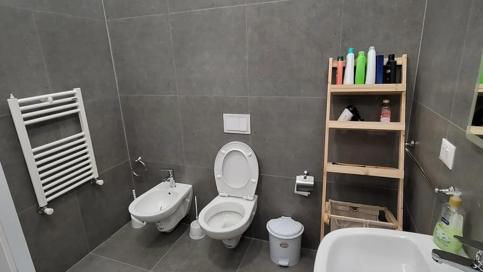 Central Comfort Apartment تيرانا